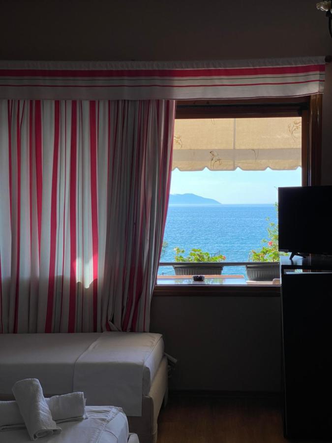 Hotel Bojko Vlorë Екстериор снимка