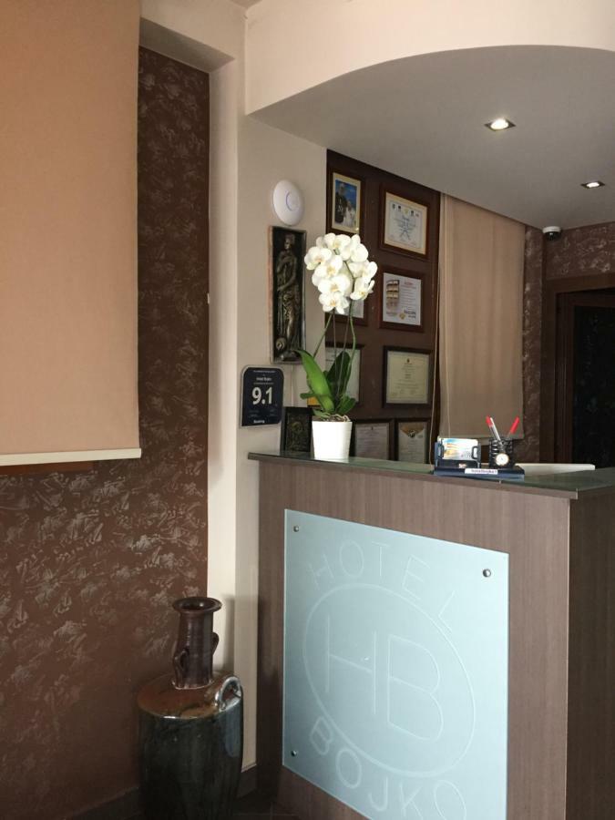 Hotel Bojko Vlorë Екстериор снимка