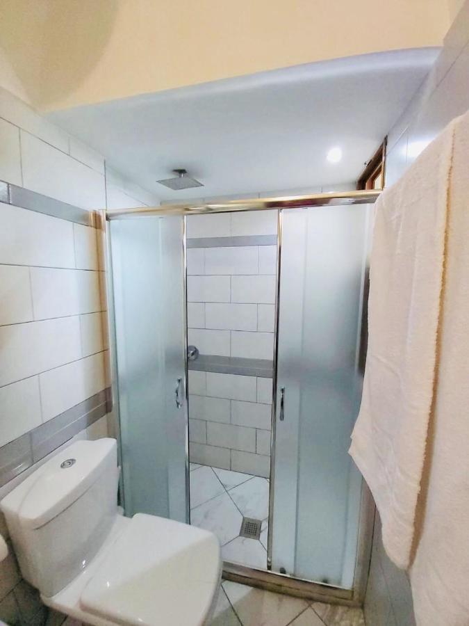 Hotel Bojko Vlorë Екстериор снимка